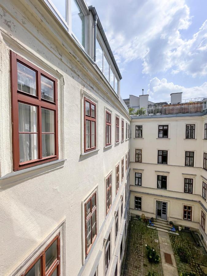 Die Fromme Hermine Viena Exterior foto
